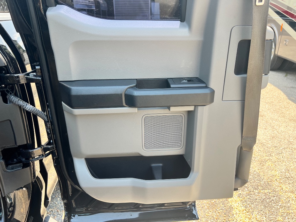2017 Ford F150 XLT photo