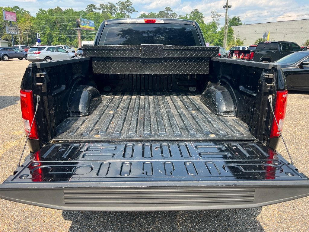 2017 Ford F150 XLT photo