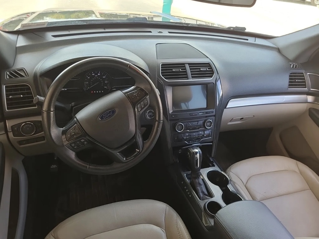 2018 Ford Explorer - $15,988