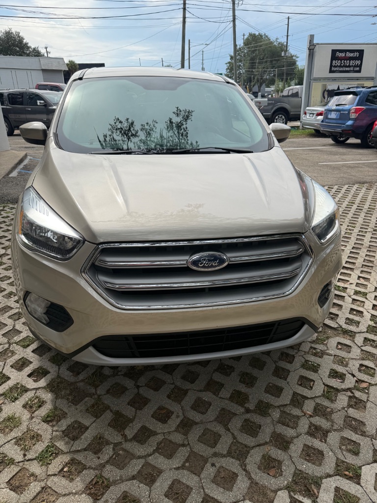 2017 Ford Escape - $10,999