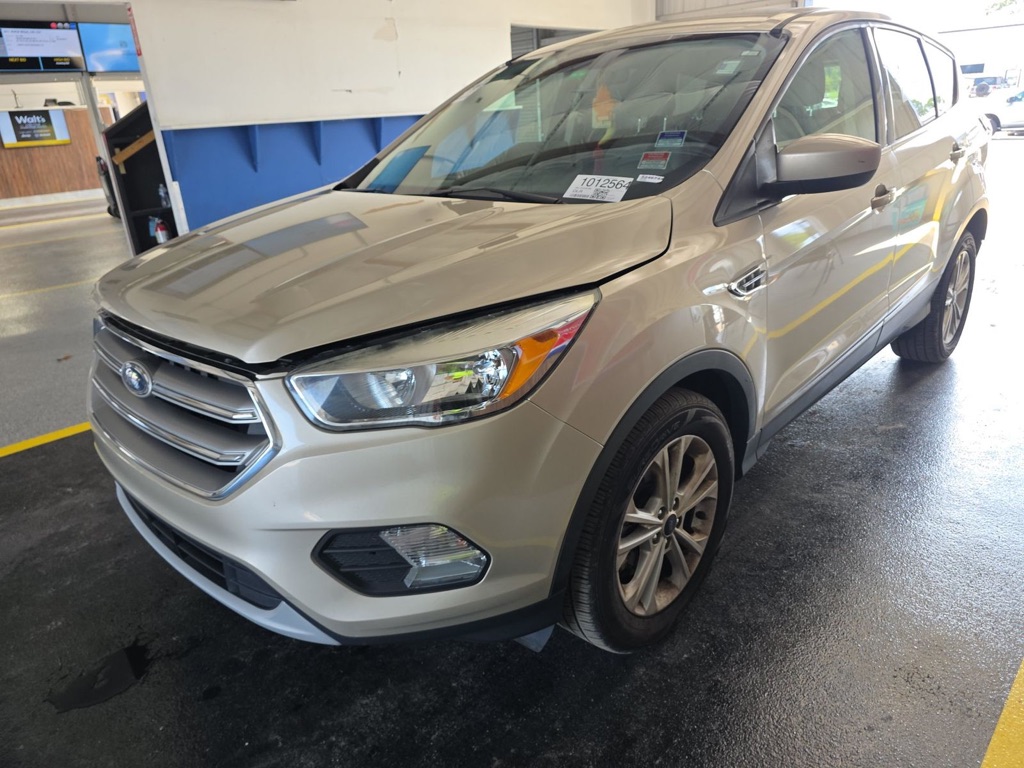 2017 Ford Escape - $10,999