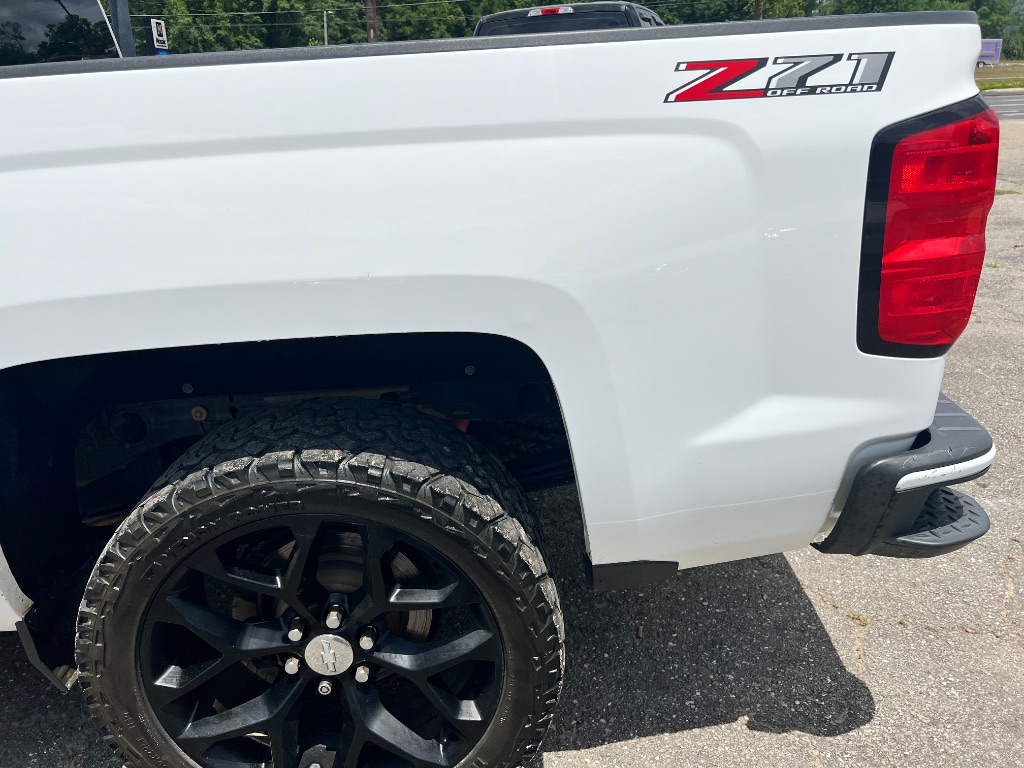 2018 Chevrolet Silverado 1500 LT photo