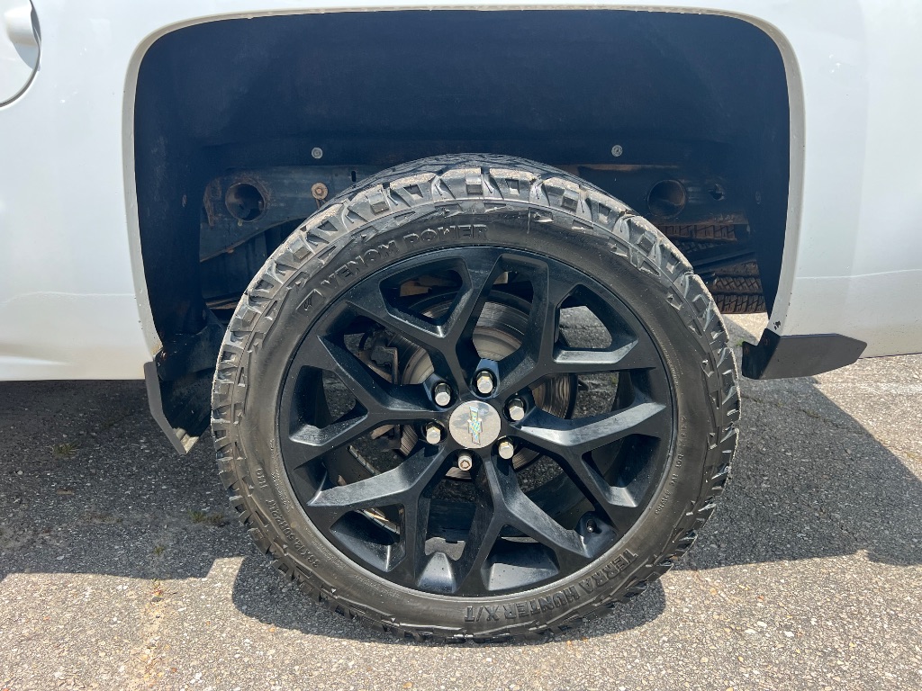 2018 Chevrolet Silverado 1500 LT photo
