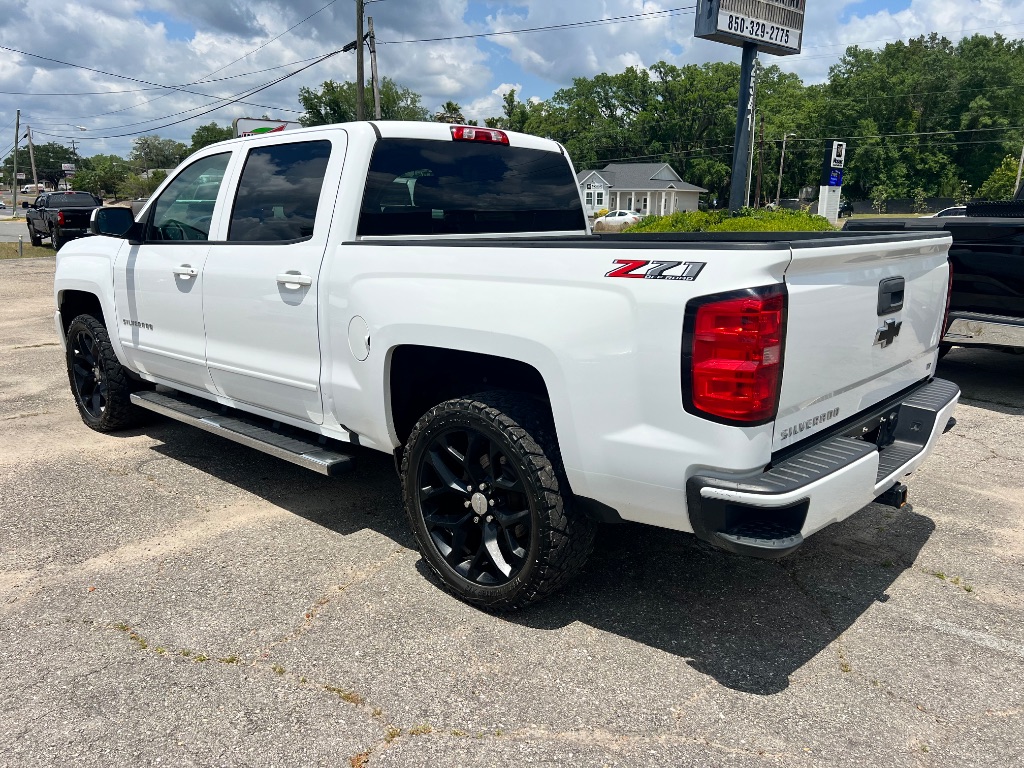 2018 Chevrolet Silverado 1500 LT photo