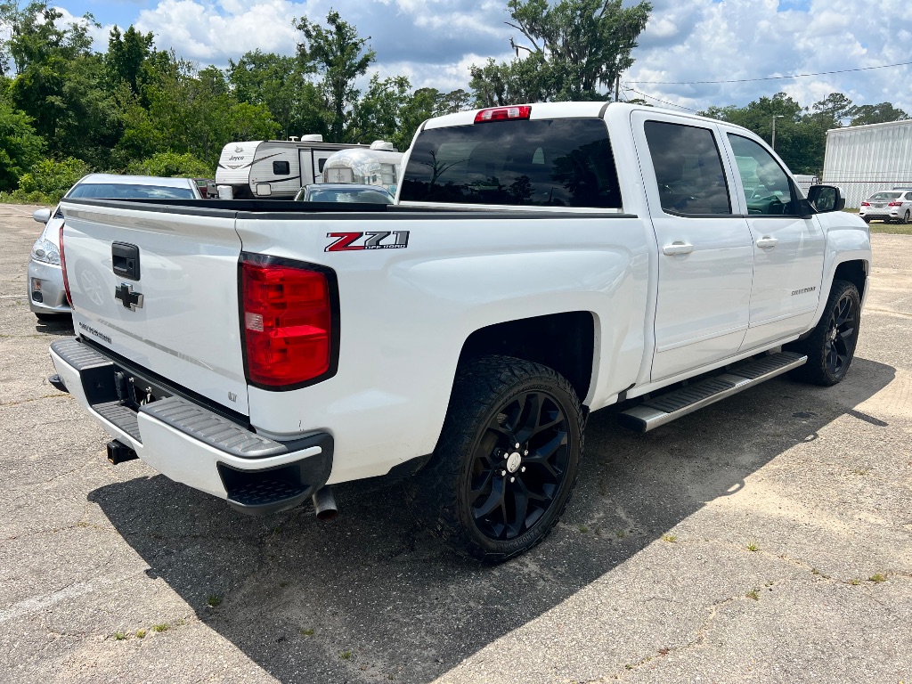 2018 Chevrolet Silverado 1500 LT photo