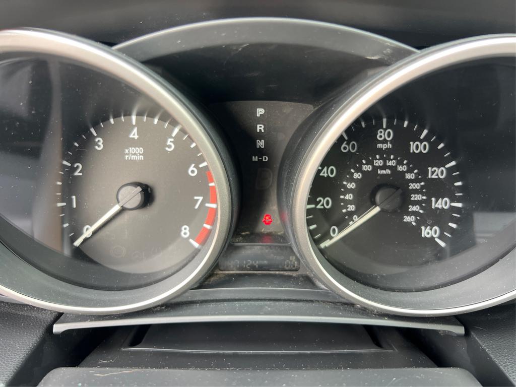 2014 Mazda Mazda5 Sport photo