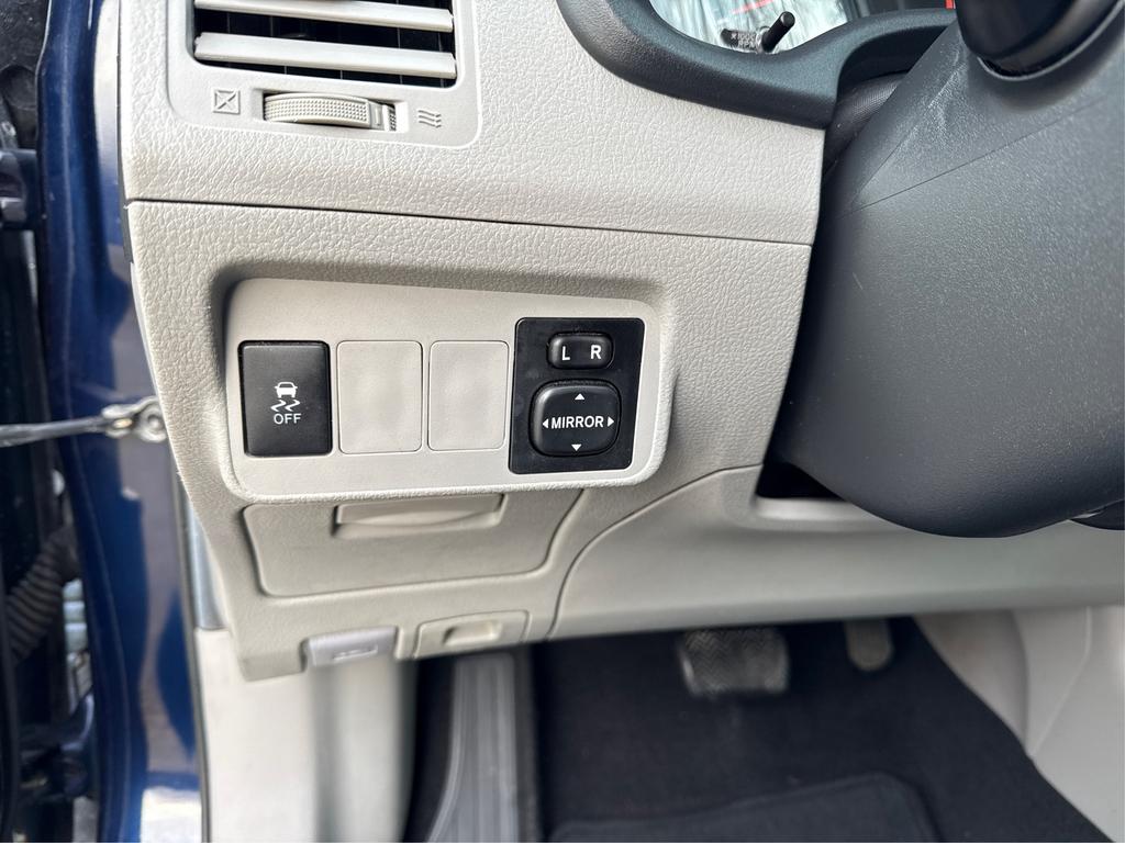 2012 Toyota Corolla L photo