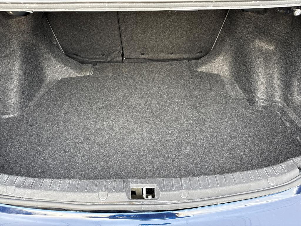2012 Toyota Corolla L photo