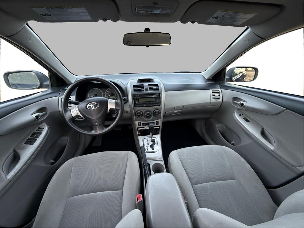 2012 Toyota Corolla L photo
