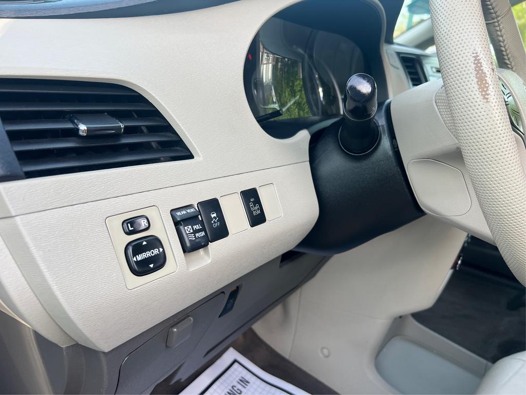 2014 Toyota Sienna