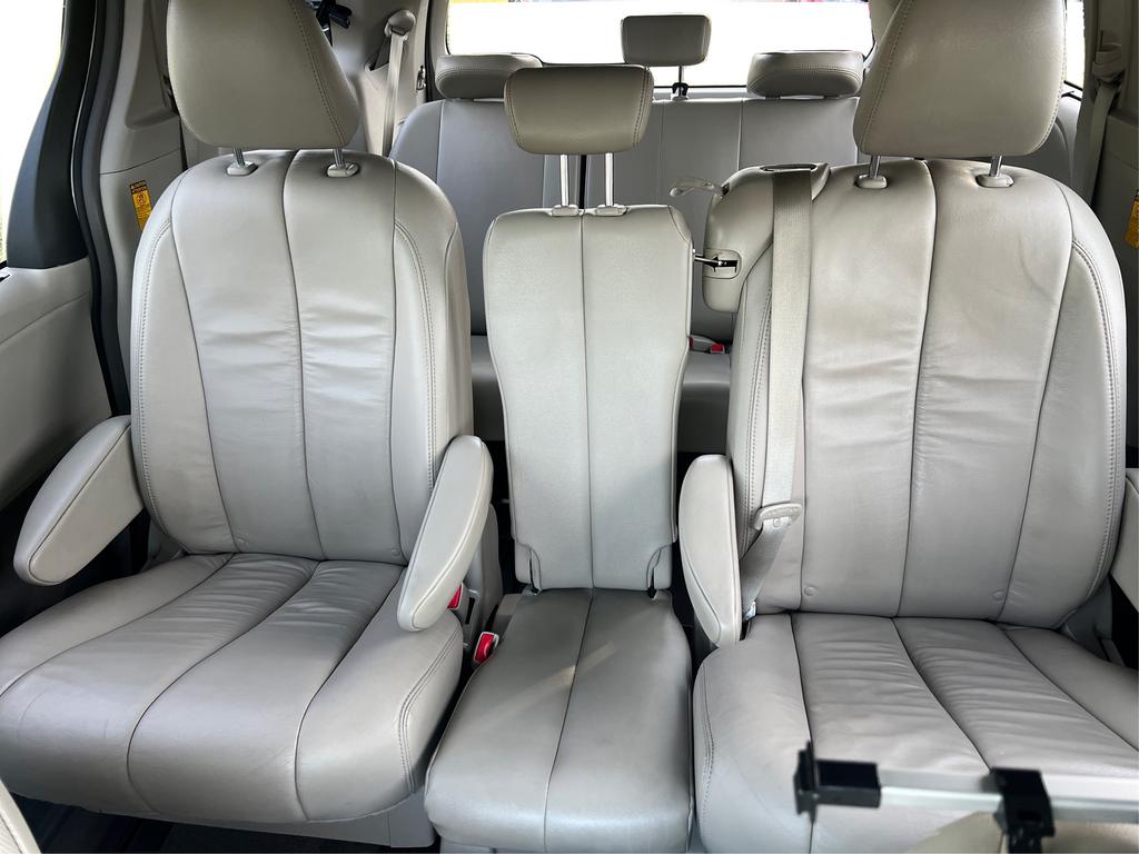 2014 Toyota Sienna