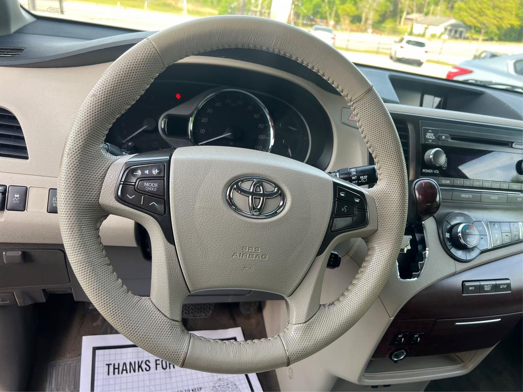 2014 Toyota Sienna