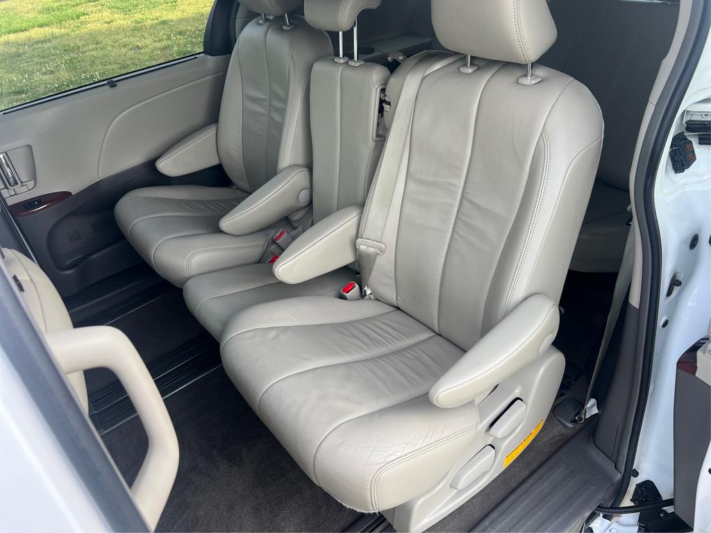 2014 Toyota Sienna