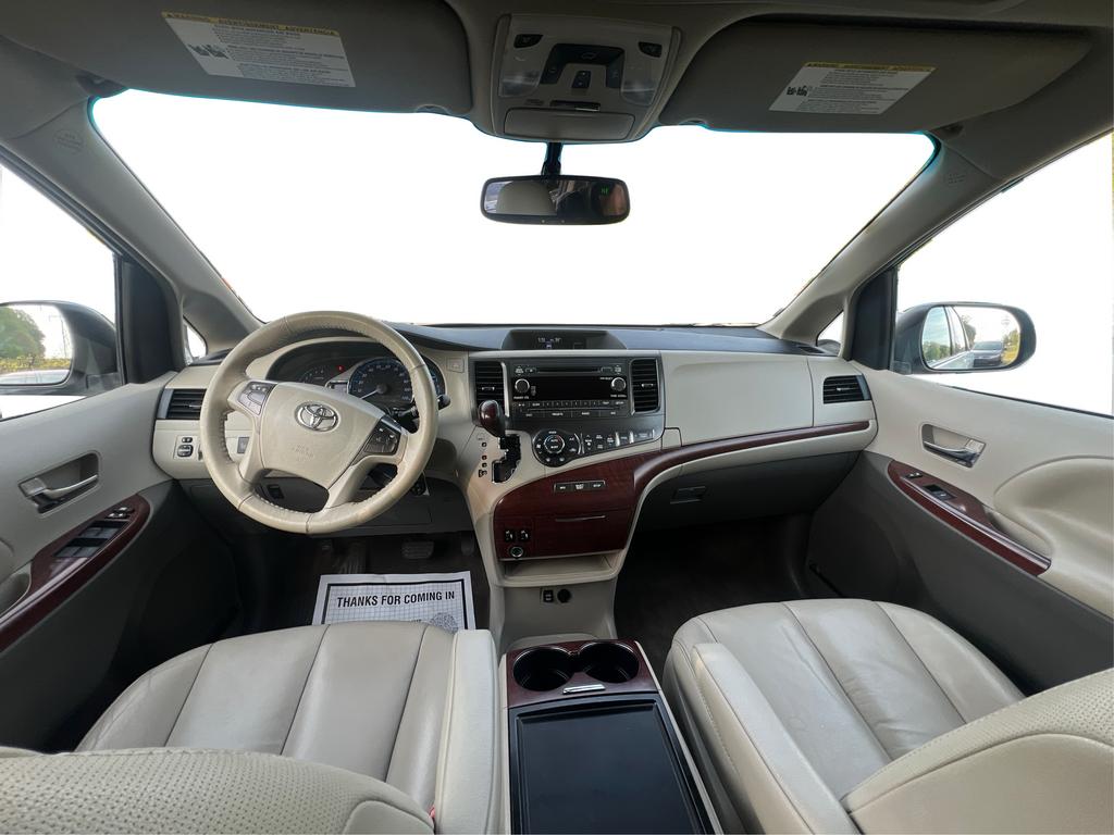 2014 Toyota Sienna