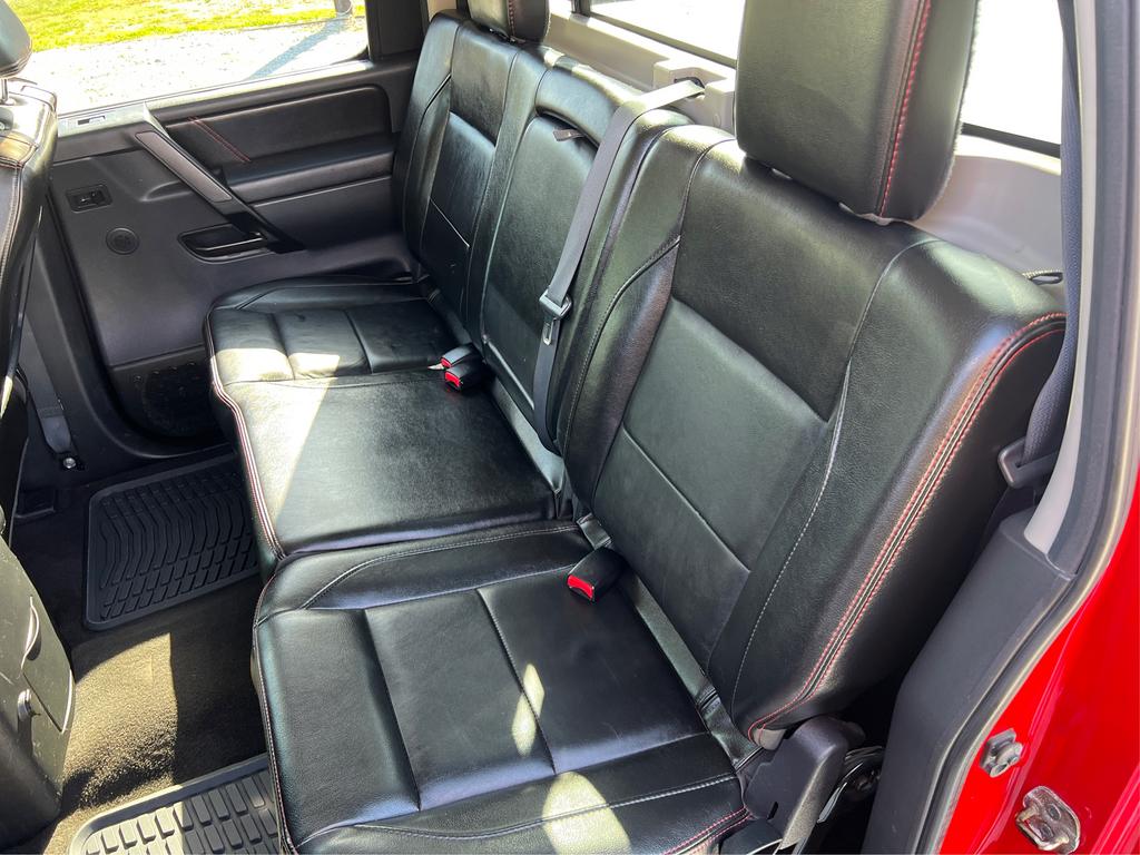 2012 Nissan Titan