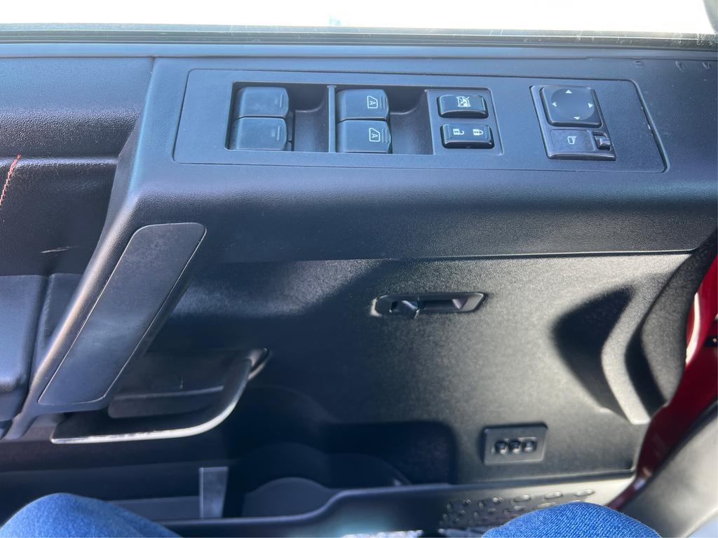 2012 Nissan Titan