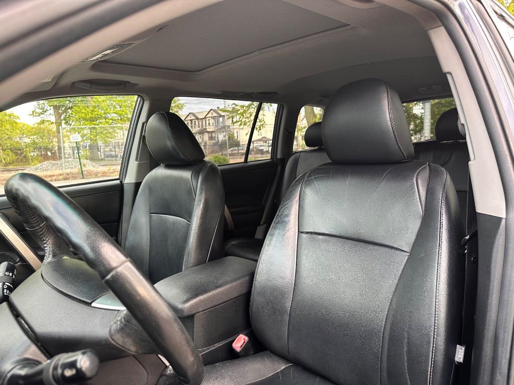 2012 Toyota Highlander - $12,495