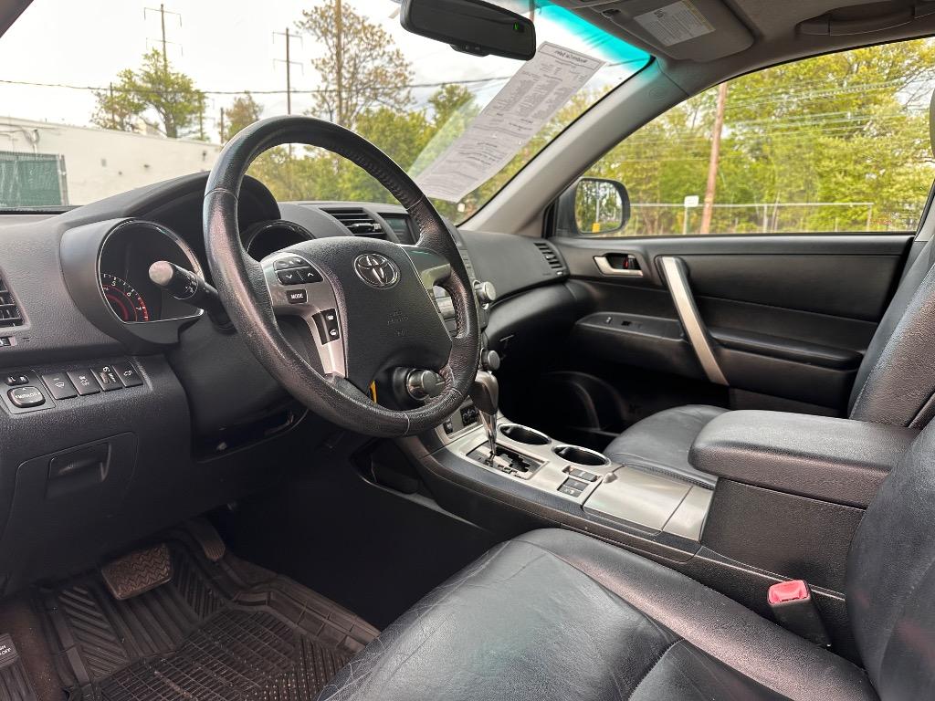 2012 Toyota Highlander - $12,495