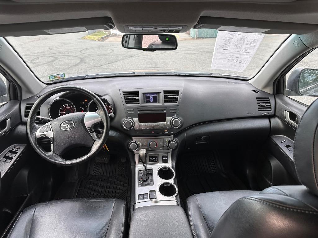 2012 Toyota Highlander - $12,495