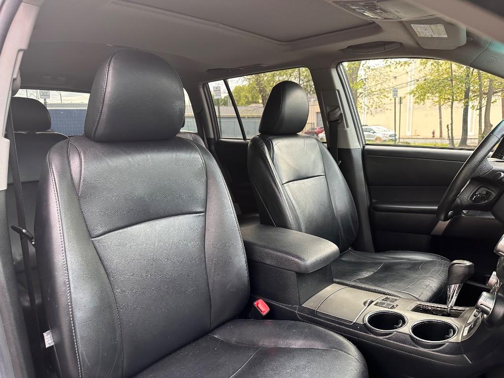 2012 Toyota Highlander - $12,495