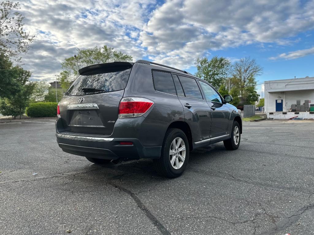 2012 Toyota Highlander - $12,495