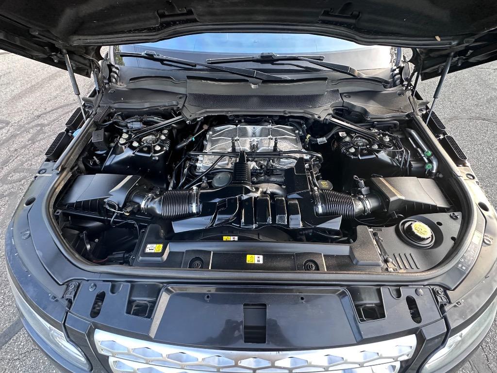 2017 Land Rover Range Rover Sport - $15,995