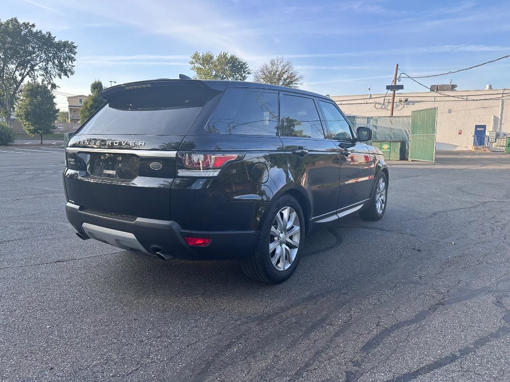 2017 Land Rover Range Rover Sport - $15,995