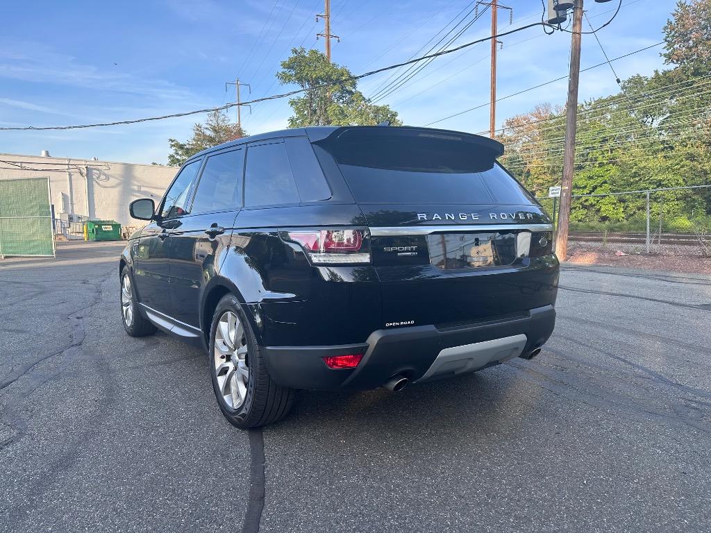 2017 Land Rover Range Rover Sport - $15,995