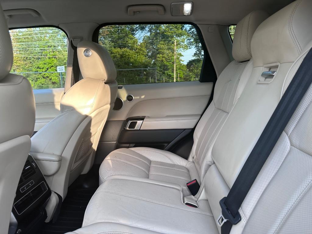 2017 Land Rover Range Rover Sport - $15,995