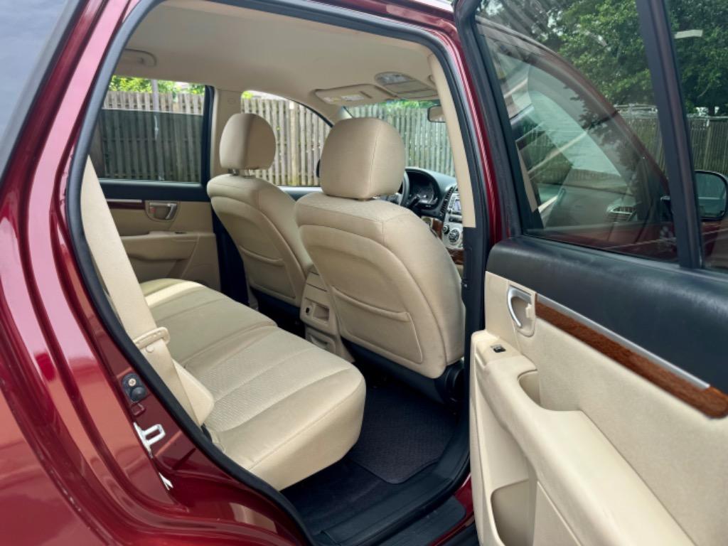 2009 Hyundai Santa Fe GLS photo