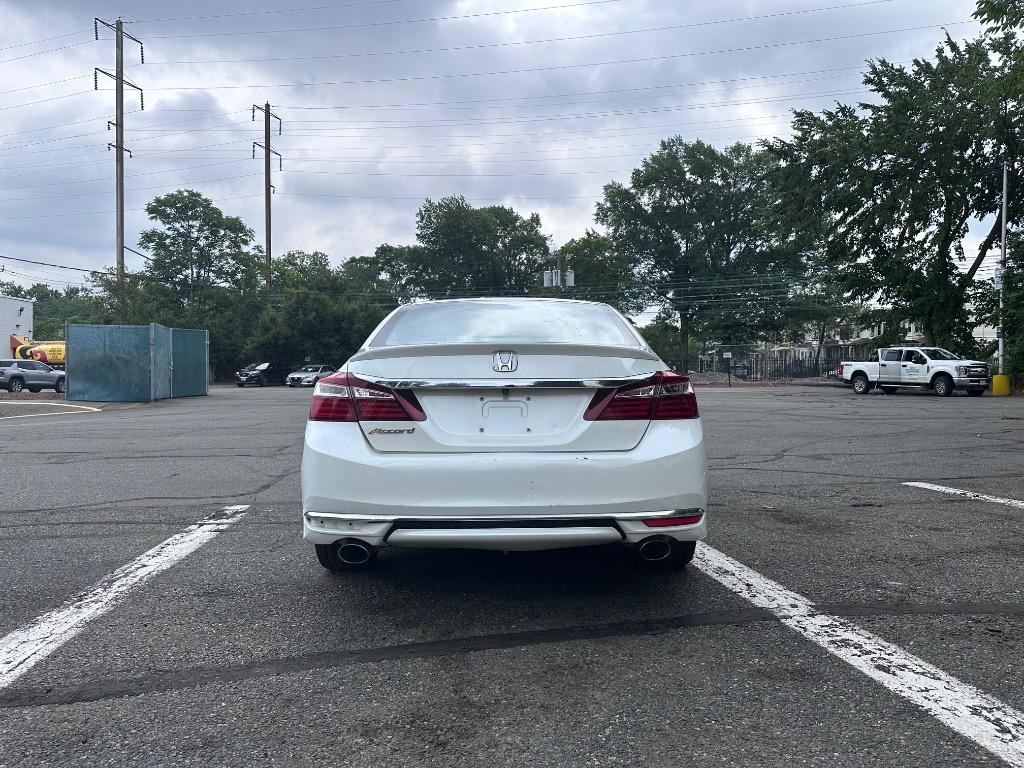 2017 Honda Accord - $17,495