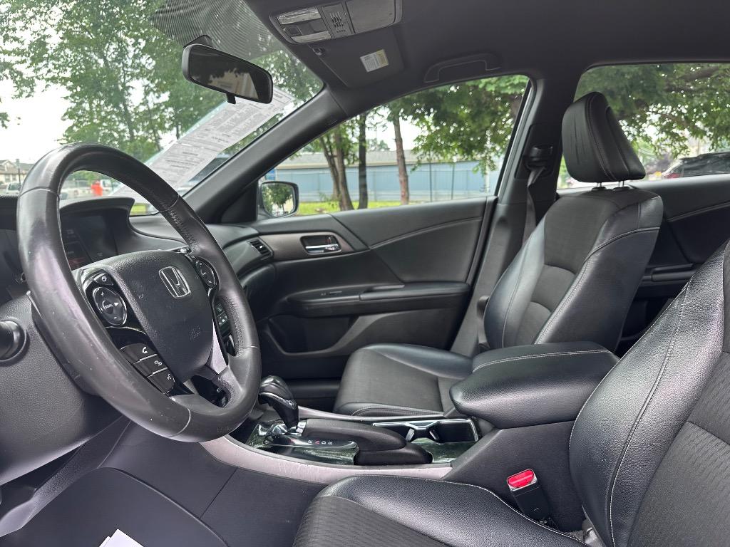 2017 Honda Accord - $17,495