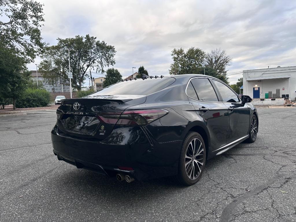 2019 Toyota Camry - $15,995