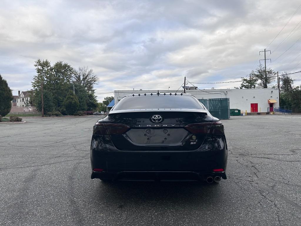 2019 Toyota Camry - $15,995