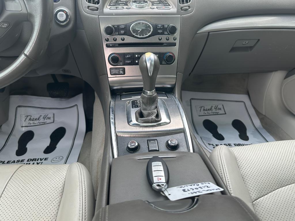 2013 Infiniti MDX x photo
