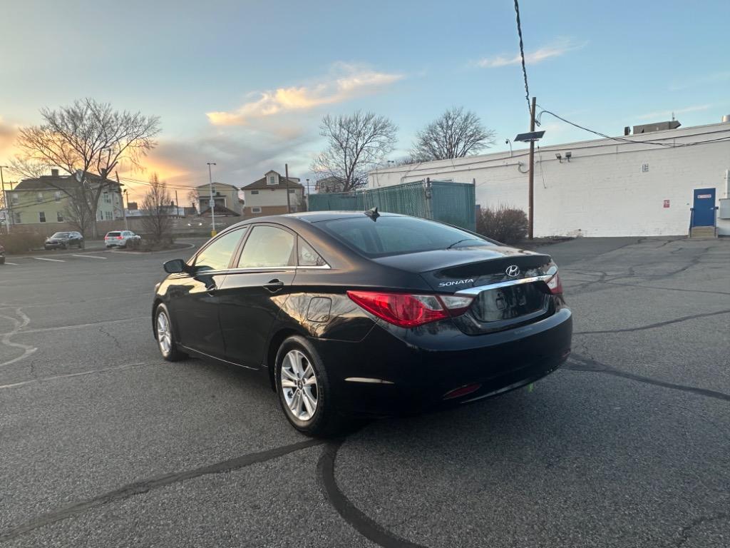 2013 Hyundai Sonata GLS photo
