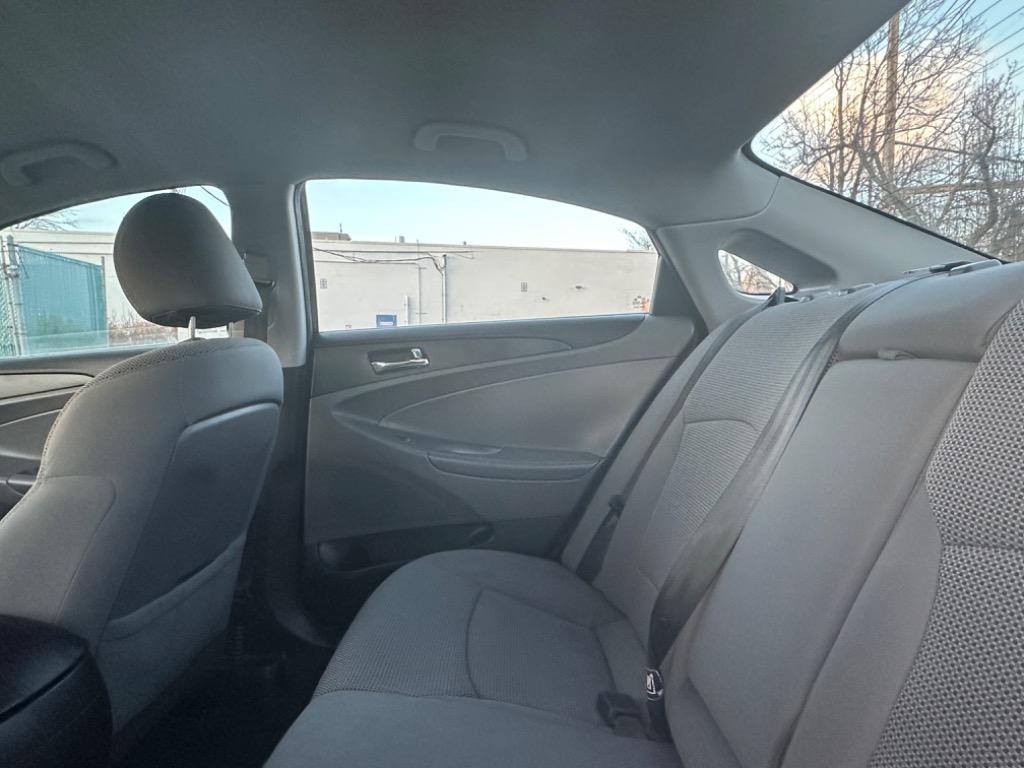 2013 Hyundai Sonata GLS photo