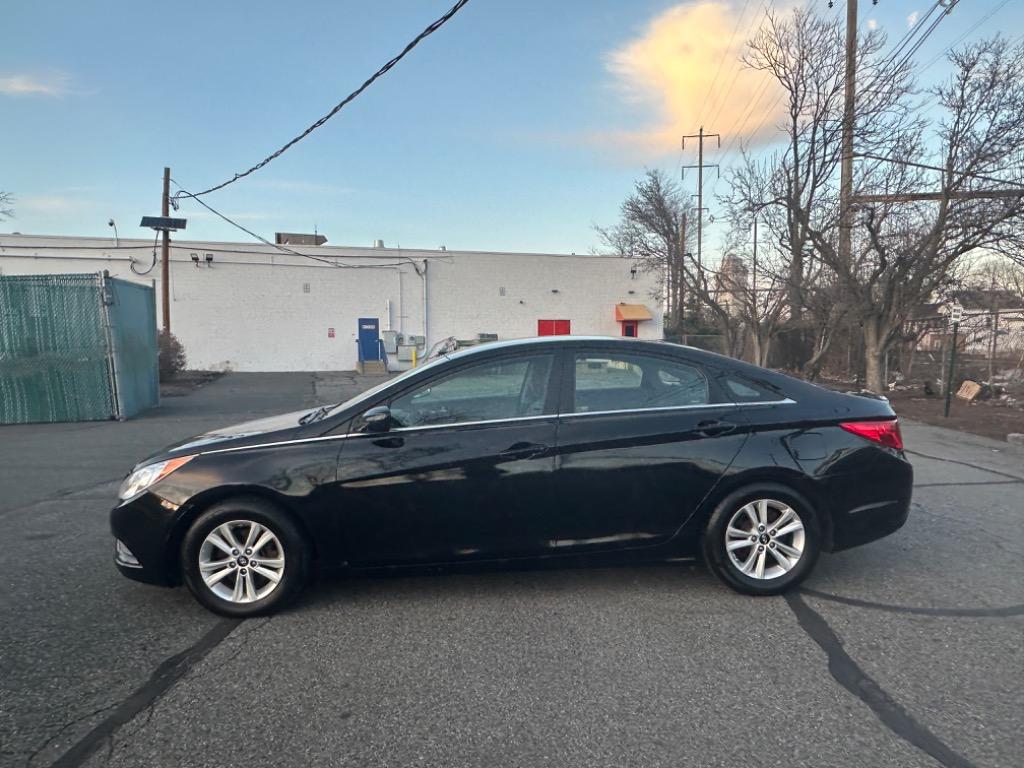 2013 Hyundai Sonata GLS photo
