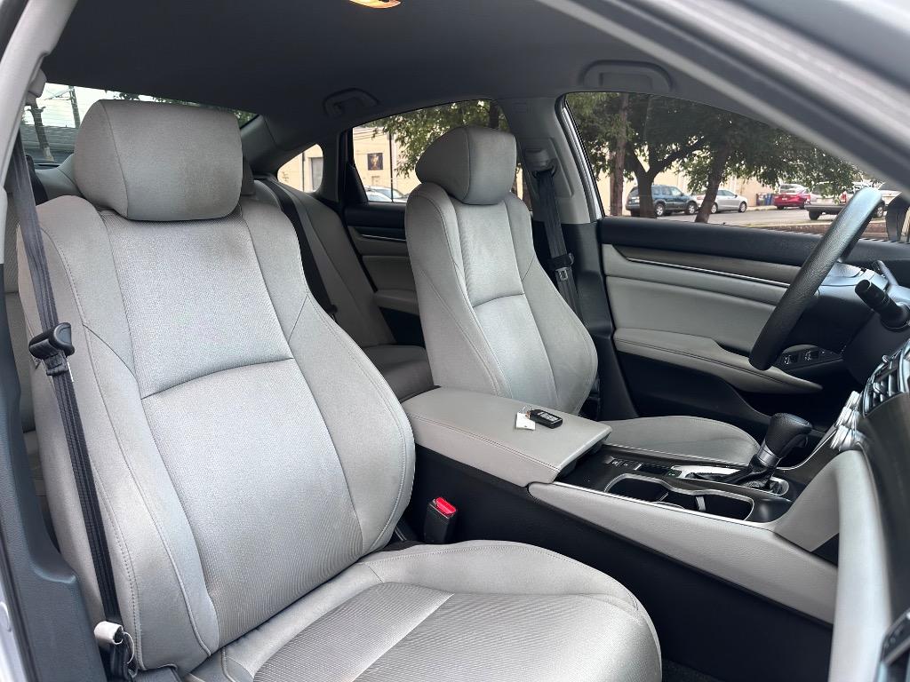 2019 Honda Accord - $18,495