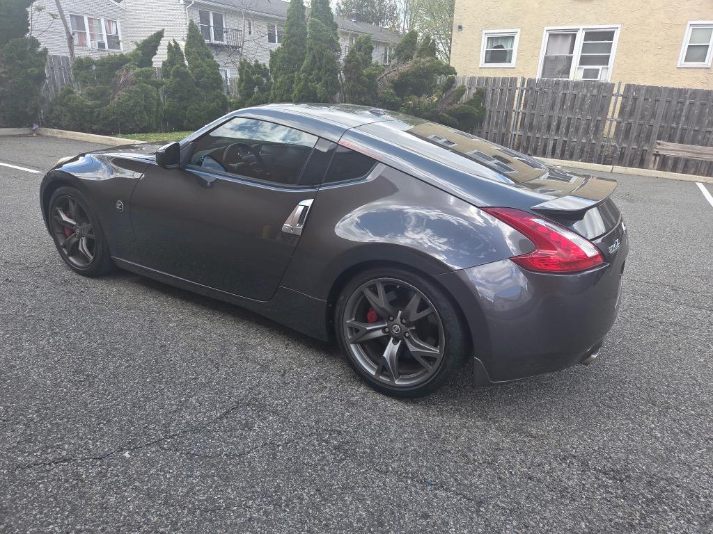 2010 Nissan 370Z - $15,998