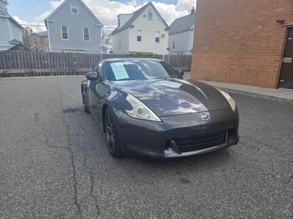 2010 Nissan 370Z - $15,998