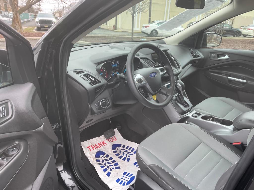 2015 Ford Escape SE photo