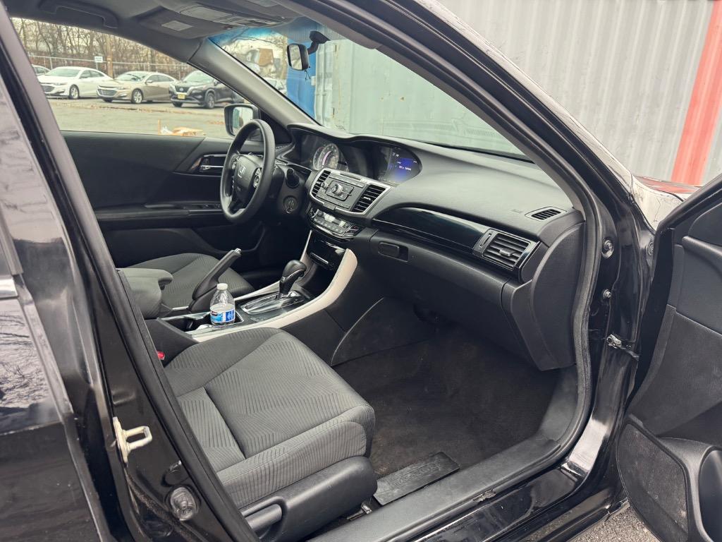 2016 Honda Accord LX photo