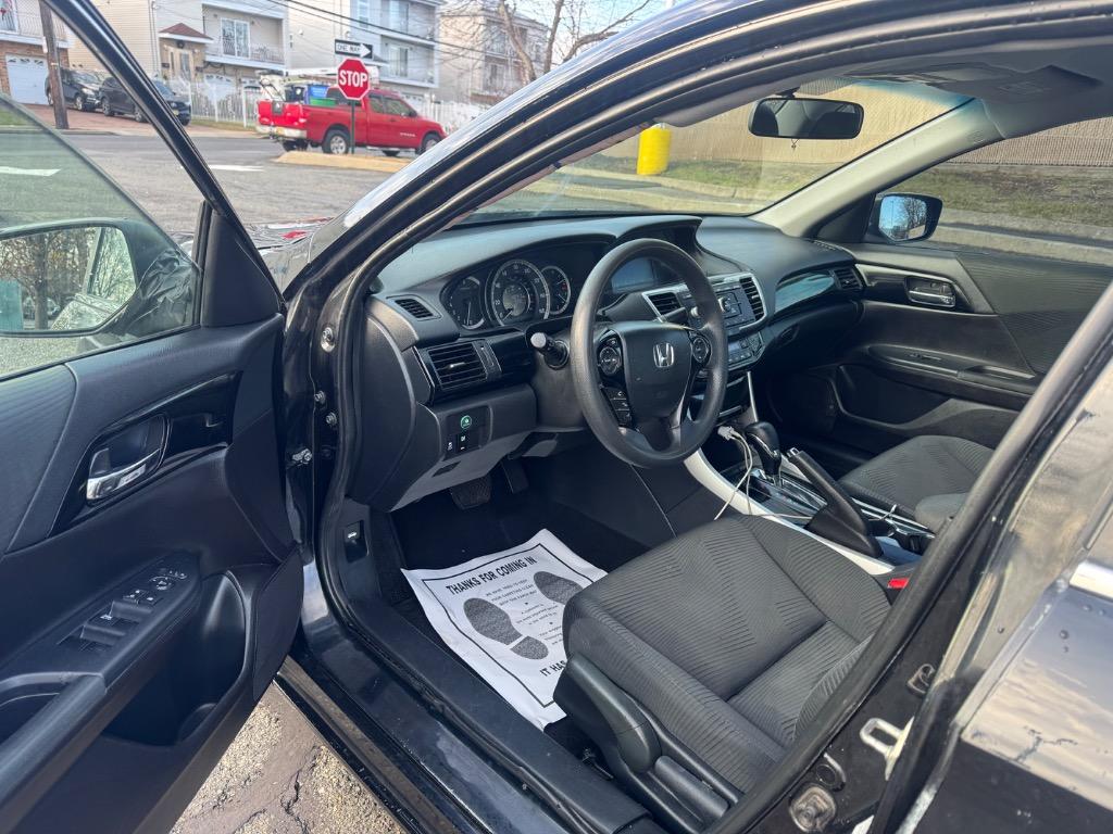 2016 Honda Accord LX photo