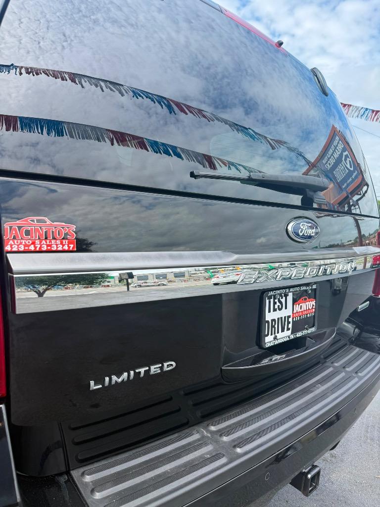 2017 Ford Expedition - $15,995