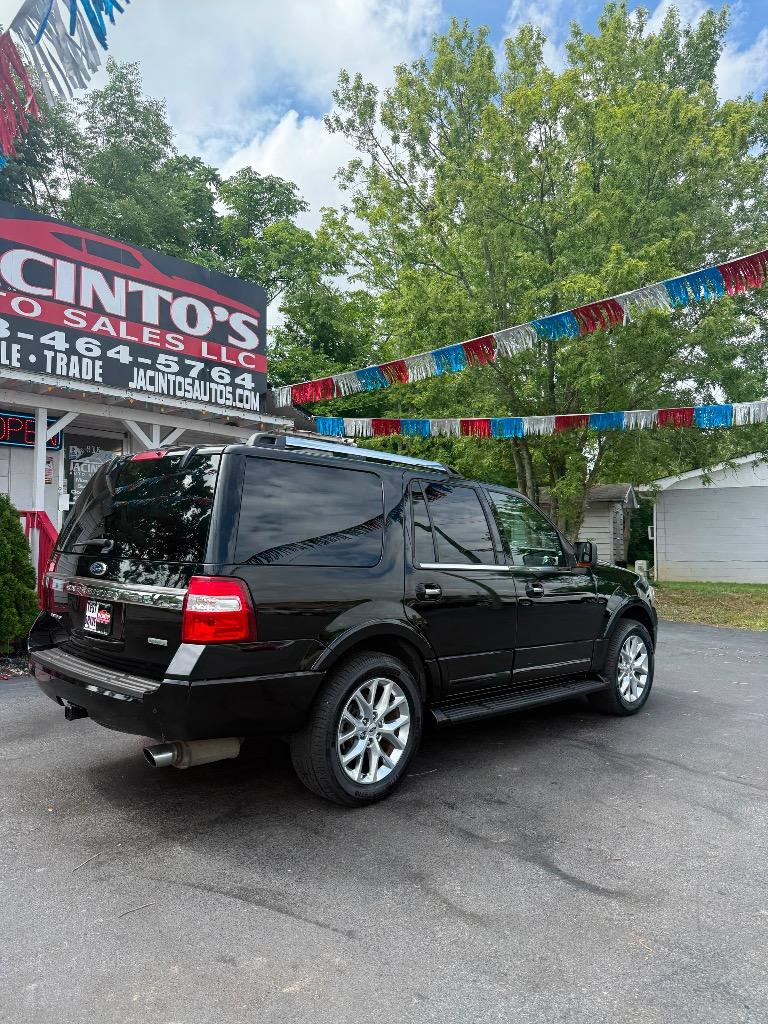 2017 Ford Expedition - $15,995