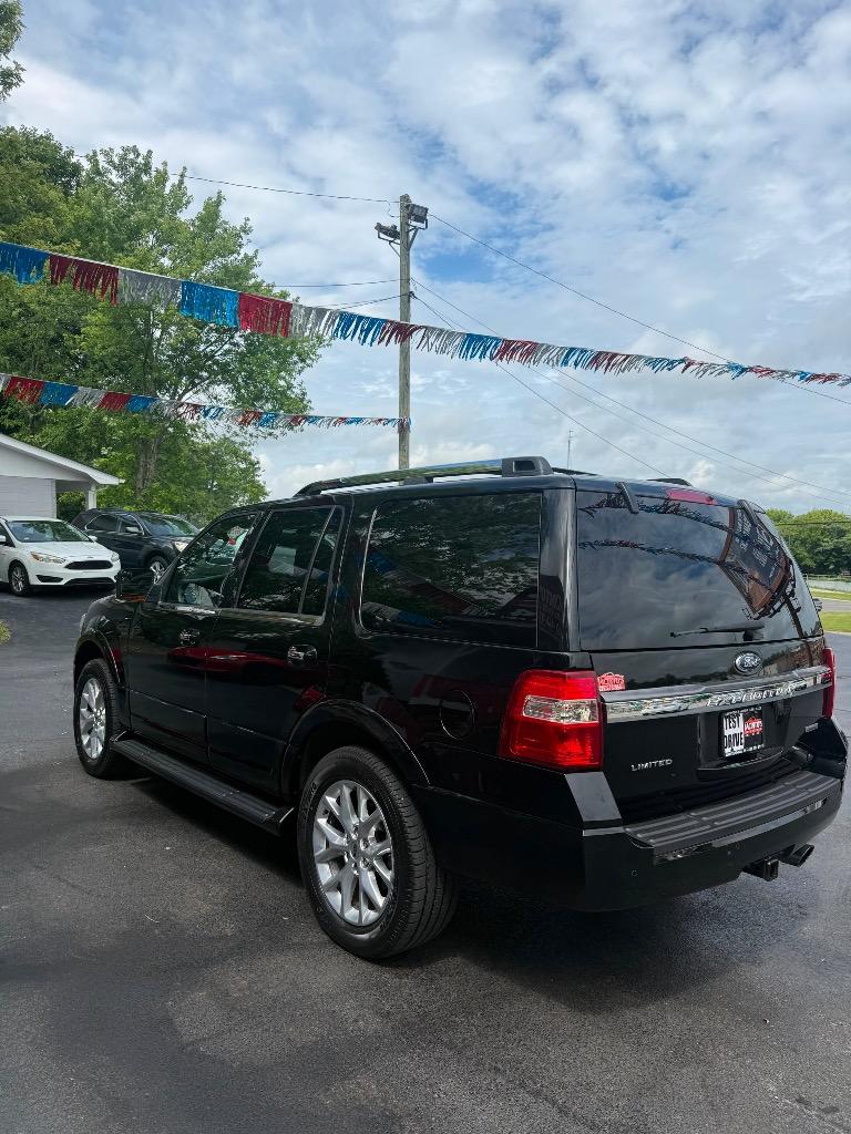 2017 Ford Expedition - $15,995