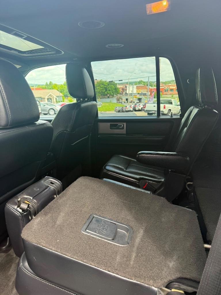 2017 Ford Expedition - $15,995
