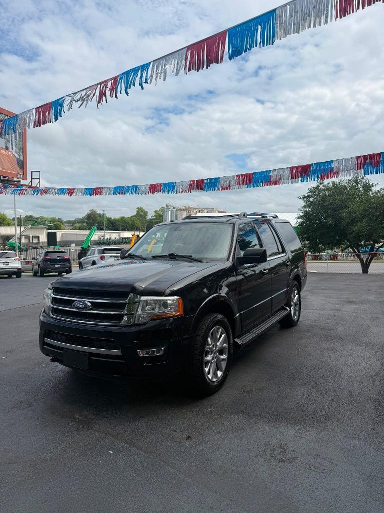 2017 Ford Expedition - $15,995
