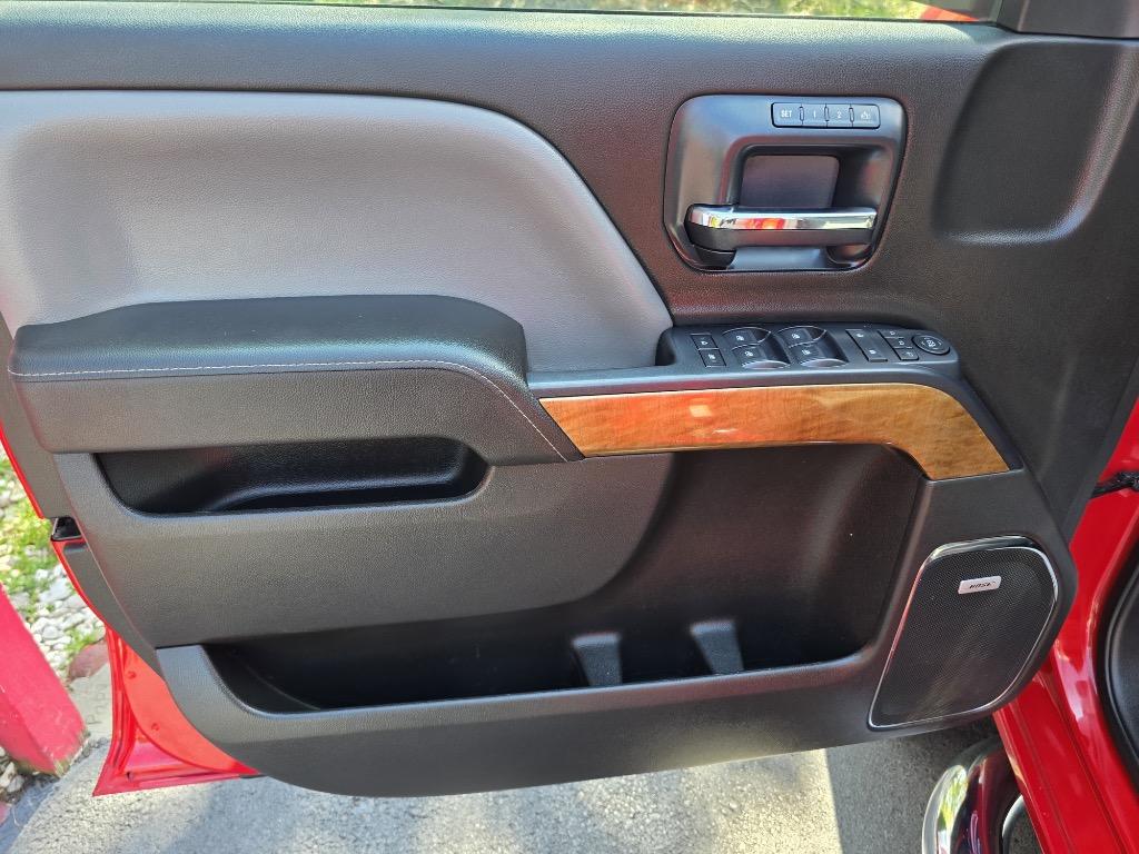 2014 Chevrolet Silverado 1500 - $13,995